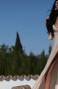 Bigtit Glamour Brunette Anya Leigh